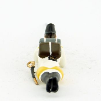 fantassin de l'infanterie allemande couché, fusil en joue