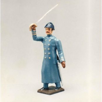 officier de l'infanterie de ligne en capote b.h. &agrave; l'assaut