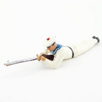 matelot des marins blancs couch&eacute;, fusil en joue