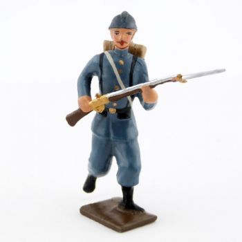 fantassin de l'infanterie de ligne en tunique B.H. et pantalon bouffant, &agrave; l'ass