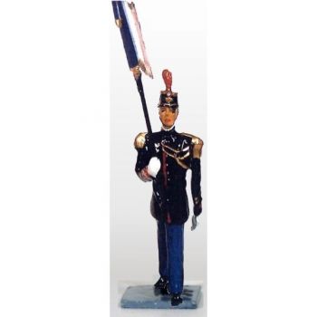 porte-drapeau de la Garde R&eacute;publicaine au d&eacute;fil&eacute;