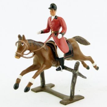 cavalier, redingote rouge, dague &agrave; la ceinture, sur cheval alezan sautant barri&egrave;