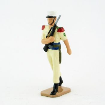 L&eacute;gionnaire avec Famas, tenue Sable - L&eacute;gion Etrang&egrave;re (S.E.A)