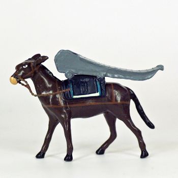 mulet avec aff&ucirc;t sur le dos