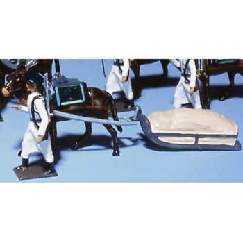 chasseur alpin tirant un mulet tirant luge b&acirc;ch&eacute;e