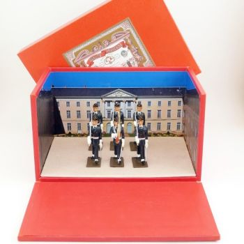 coffret diorama « la garde au drapeau du Prytanée Militaire de la Flèche »