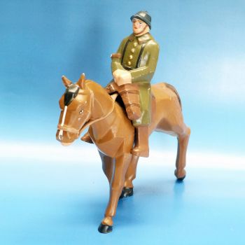 Cavalier en Kaki &agrave; cheval (grande taille, h. totale 16,5 cm)