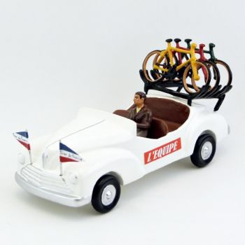 Peugeot 203 suiveuse avec porte-vélos (+ chauffeur)