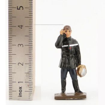 pompier au téléphone (ou talkie-walkie) (collection ''minis'' h.40 mm)