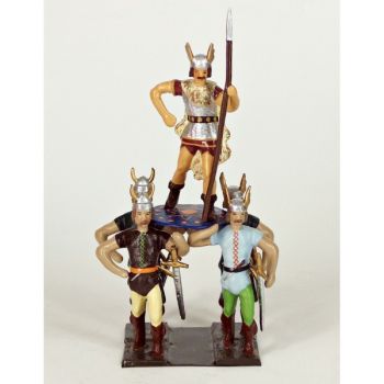 chef Gaulois port&eacute; sur bouclier par 4 porteurs (anc. 5003)