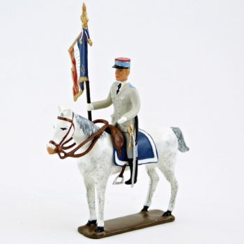 porte-&eacute;tendard de l'EAABC &agrave; cheval