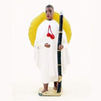 goumier en blanc chapeau au dos avec fusil