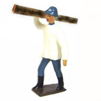 Sapeur du génie, bourgeron et pantalon B.H., transportant poutre