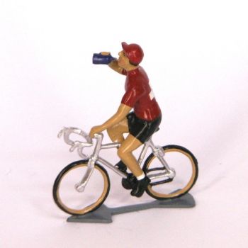 Maillot Suisse buvant &agrave; la gourde