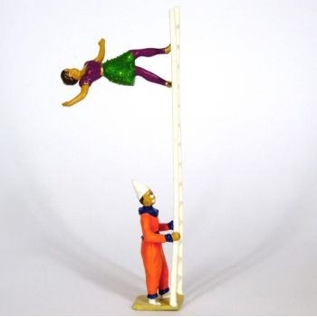 clown avec &eacute;chelle et danseuse en &eacute;quilibre