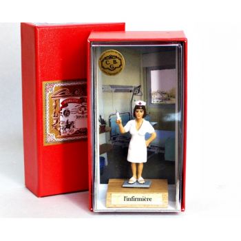 l'Infirmière en coffret de luxe