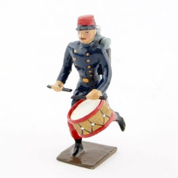 tambour de l'infanterie de ligne en capote &agrave; l'assaut