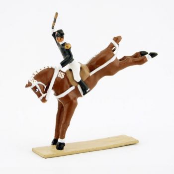 Croupade, cavalier du Cadre Noir, petit modèle (h. 55 mm)