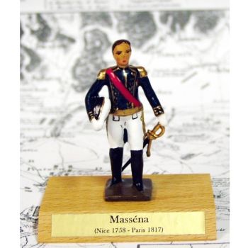 mar&eacute;chal Massena sur socle bois